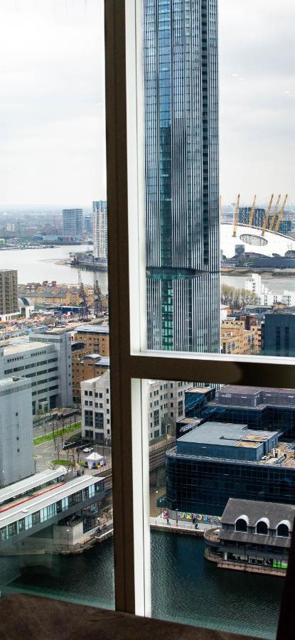 Charles Hope Canary Wharf South Quay London Kültér fotó